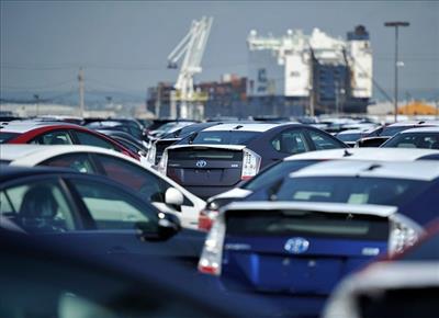 افزایش ۱۰ درصدی عوارض واردات خودرو در لایحه بودجه ۹۸